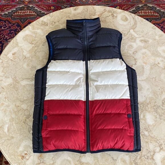 Tommy Hilfiger Reversible Down Puffer Vest - Picture 14 of 16